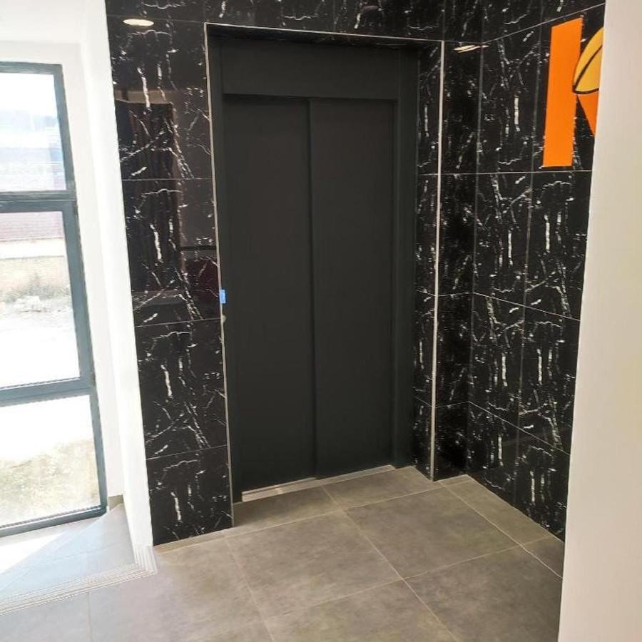 Center Firefly Gardens Apartment Novi Sad Bagian luar foto