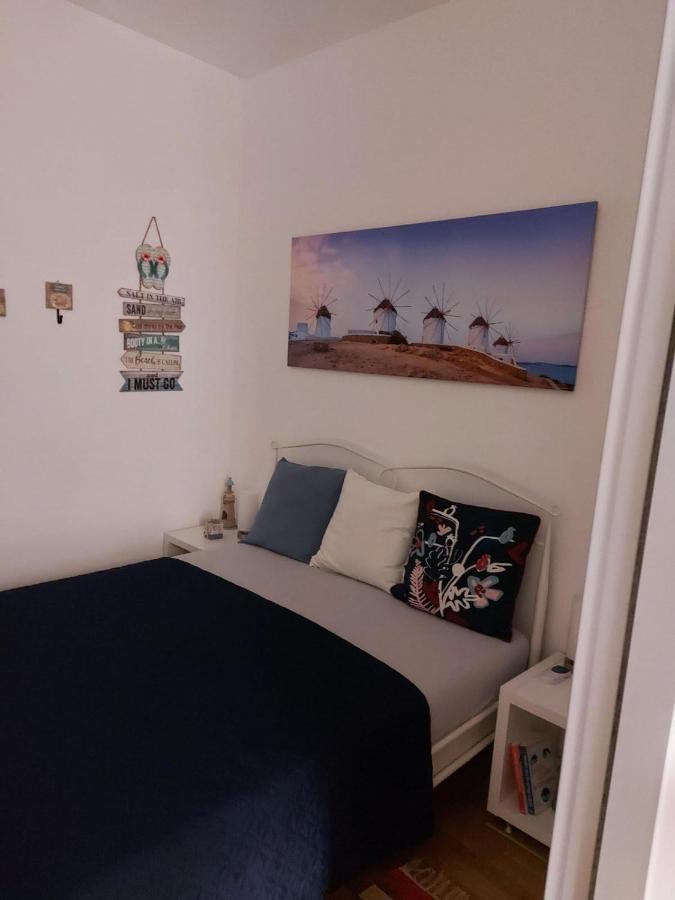 Center Firefly Gardens Apartment Novi Sad Bagian luar foto
